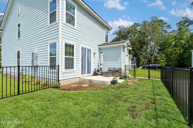60 Backwater Street, Port Royal, SC 29906