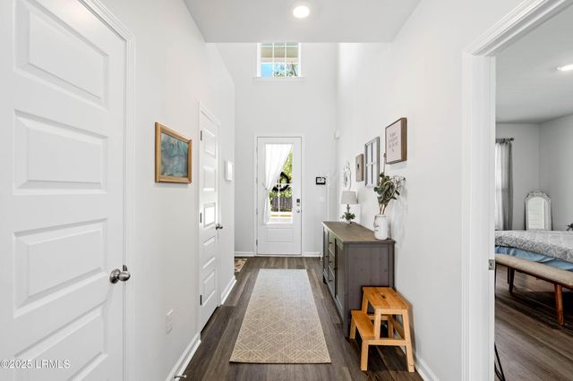 60 Backwater Street, Port Royal, SC 29906