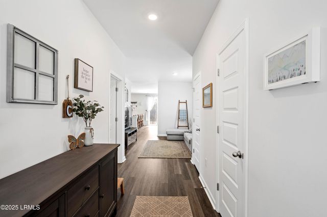 60 Backwater Street, Port Royal, SC 29906