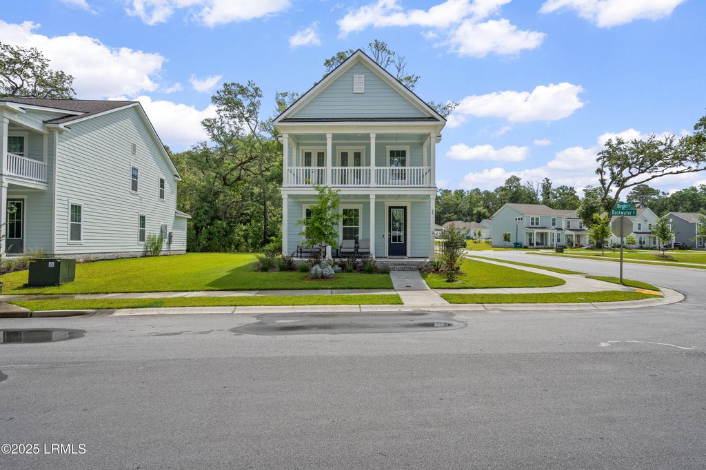 60 Backwater Street, Port Royal, SC 29906