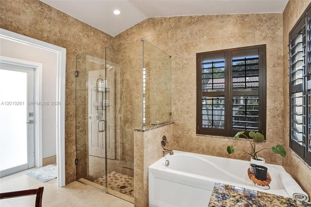 13621 SW 18th St, Miramar, FL 33027