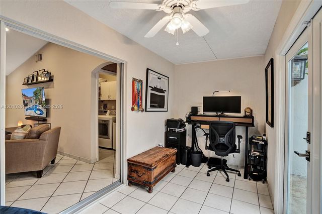 13621 SW 18th St, Miramar, FL 33027