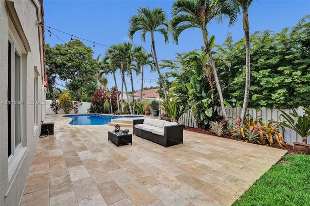 13621 SW 18th St, Miramar, FL 33027