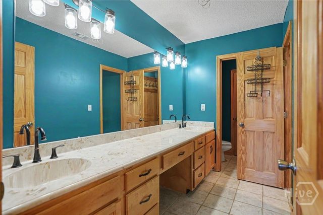 720 Old Dixie Highway S, Springfield, GA 31329