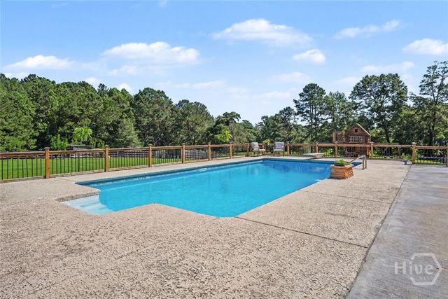 720 Old Dixie Highway S, Springfield, GA 31329