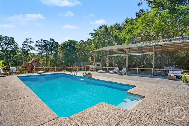 720 Old Dixie Highway S, Springfield, GA 31329