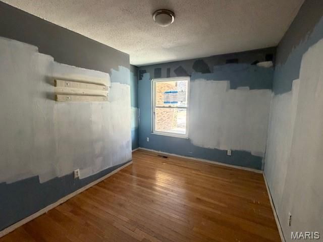 1955 Parkton Way, Barnhart, MO 63012