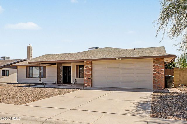 4827 E PAIUTE Street, Phoenix, AZ 85044