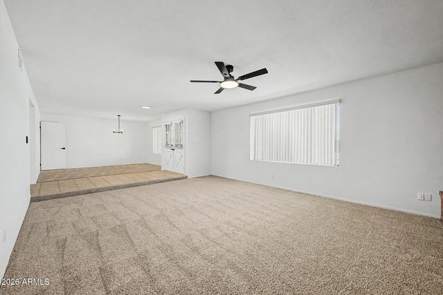 4827 E PAIUTE Street, Phoenix, AZ 85044