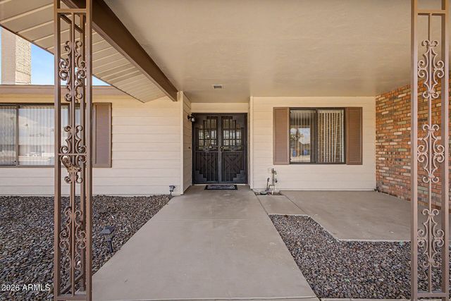 4827 E PAIUTE Street, Phoenix, AZ 85044