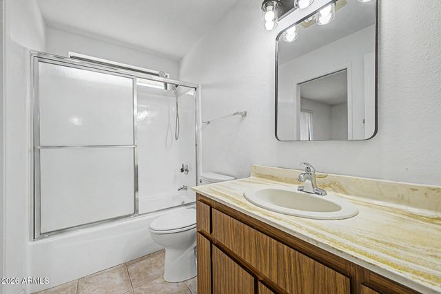4827 E PAIUTE Street, Phoenix, AZ 85044