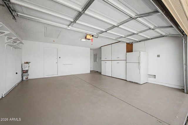 4827 E PAIUTE Street, Phoenix, AZ 85044