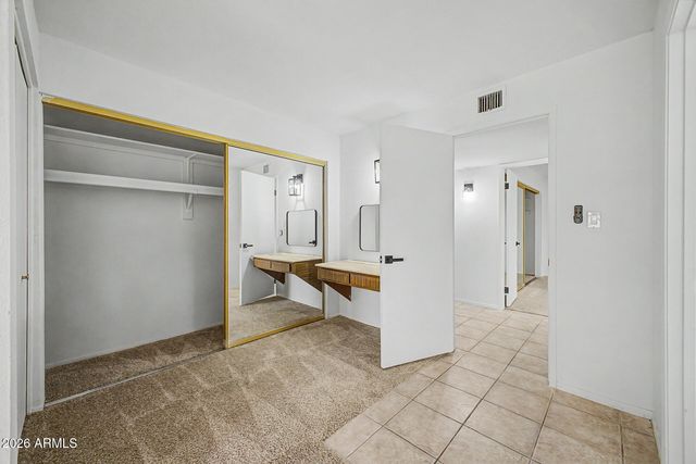 4827 E PAIUTE Street, Phoenix, AZ 85044