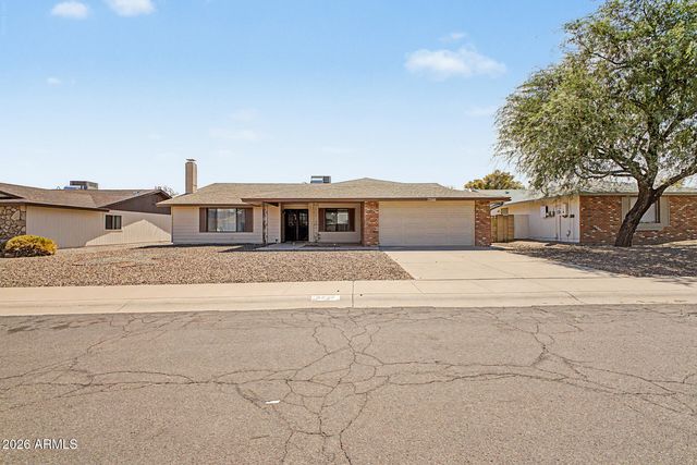 4827 E PAIUTE Street, Phoenix, AZ 85044