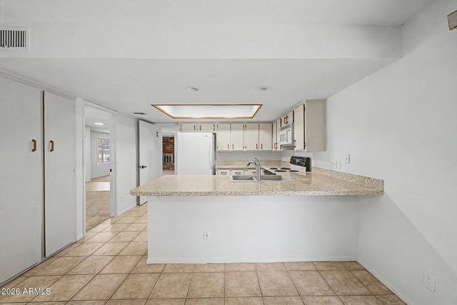 4827 E PAIUTE Street, Phoenix, AZ 85044