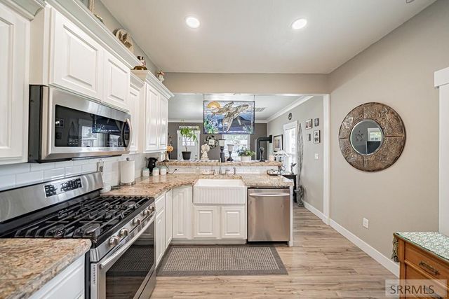 183 N Oak Street, Blackfoot, ID 83221