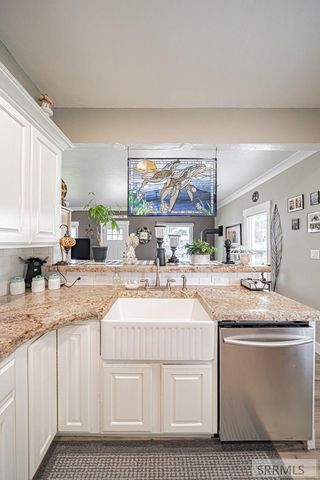 183 N Oak Street, Blackfoot, ID 83221