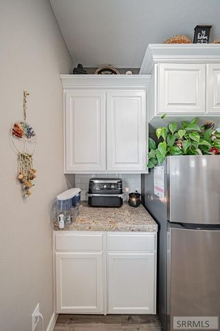 183 N Oak Street, Blackfoot, ID 83221