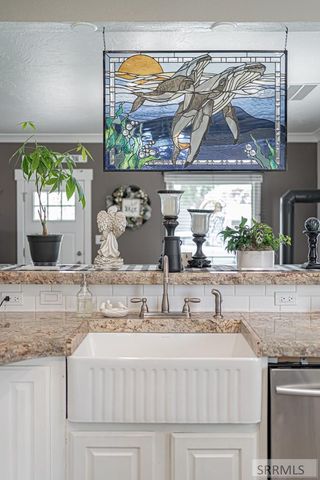 183 N Oak Street, Blackfoot, ID 83221