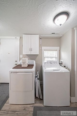 183 N Oak Street, Blackfoot, ID 83221