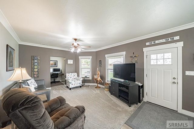 183 N Oak Street, Blackfoot, ID 83221