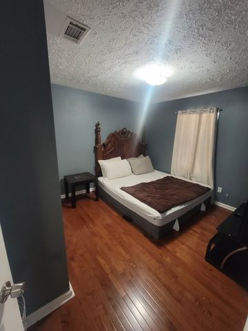 1204 Orchard Mountain Ct, Antioch, TN 37013