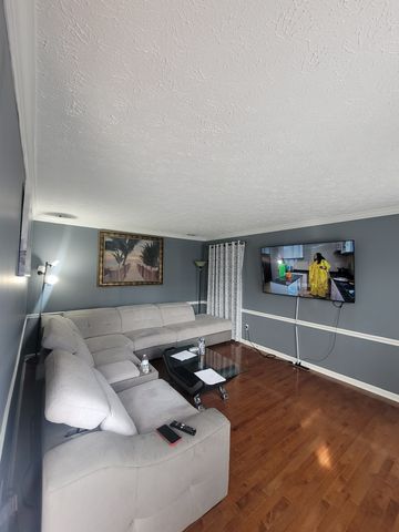 1204 Orchard Mountain Ct, Antioch, TN 37013