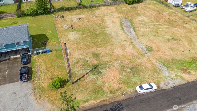 231 170th Street E, Spanaway, WA 98387