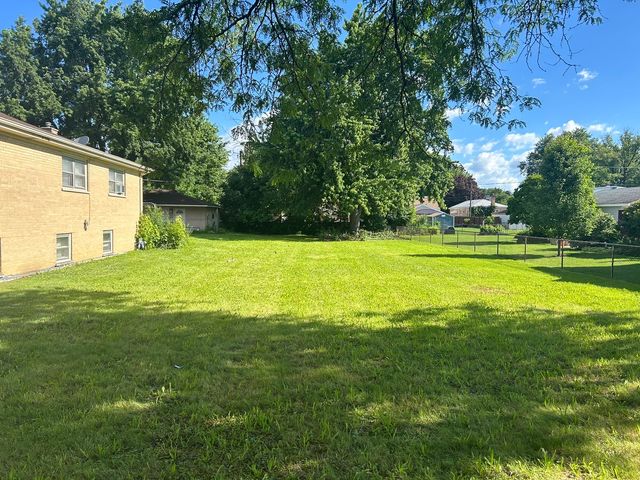 8326 45TH Place, Lyons, IL 60534