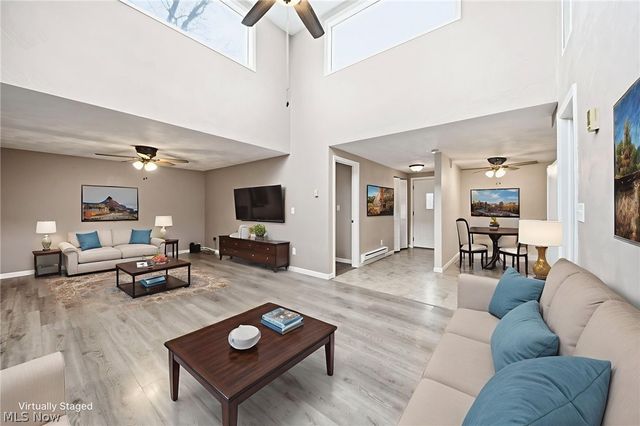 1099 Jackson St, Vermilion, OH 44089