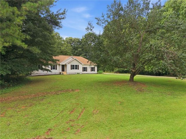 170 Creek Drive, Locust Grove, GA 30248