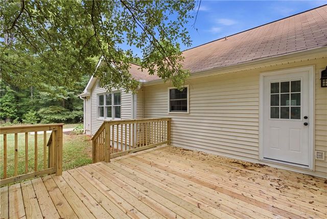 170 Creek Drive, Locust Grove, GA 30248