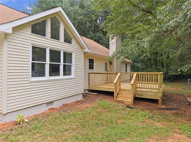 170 Creek Drive, Locust Grove, GA 30248