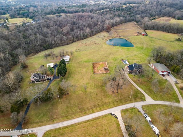 1218 Clark Ridge Rd, Fisherville, KY 40023