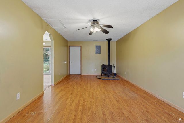 808 Sunrise Circle, Manhattan, KS 66503