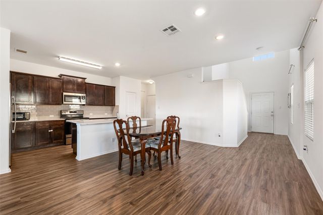 132 Joe Kidd LN, Jarrell, TX 76537