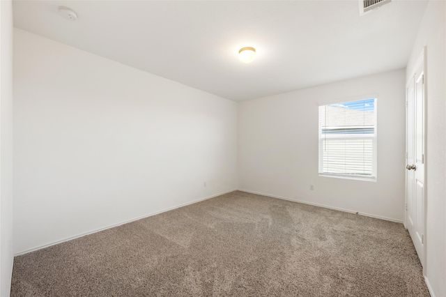 132 Joe Kidd LN, Jarrell, TX 76537