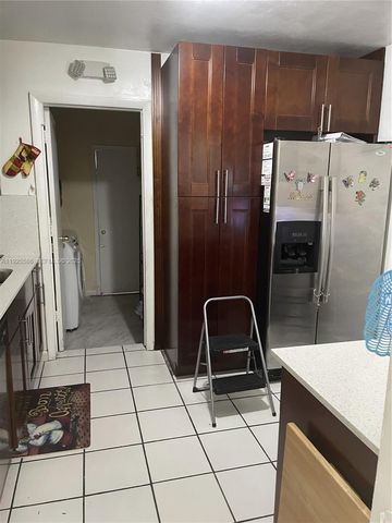 12810 SW 18 ST, Miami, FL 33175