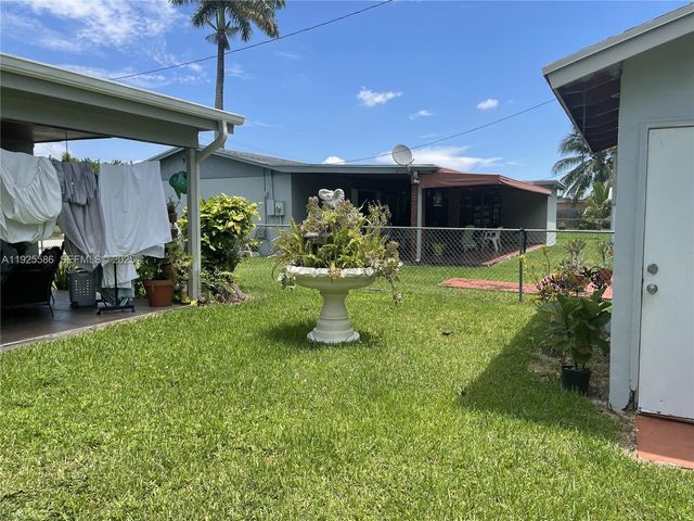 12810 SW 18 ST, Miami, FL 33175