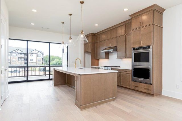 2255 Crestview Drive NE 43, Atlanta, GA 30319