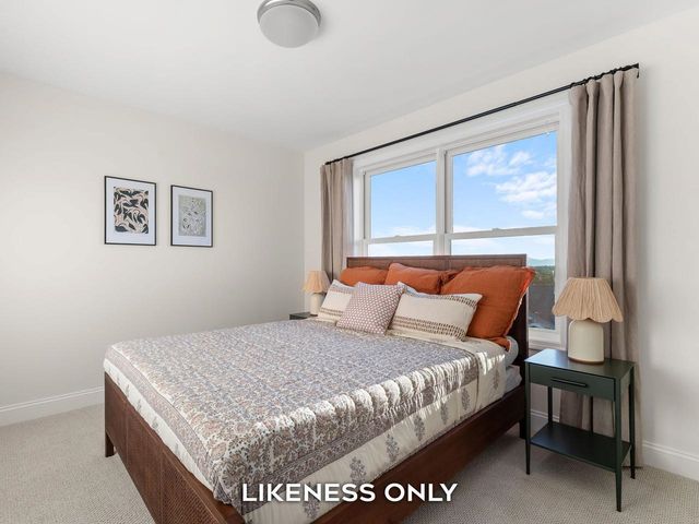 196 Mabel Way, South Burlington, VT 05403