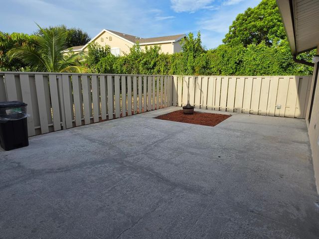 8092 Ambach Way, Hypoluxo, FL 33462