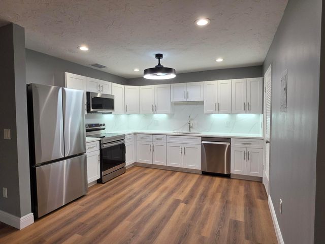 8092 Ambach Way, Hypoluxo, FL 33462