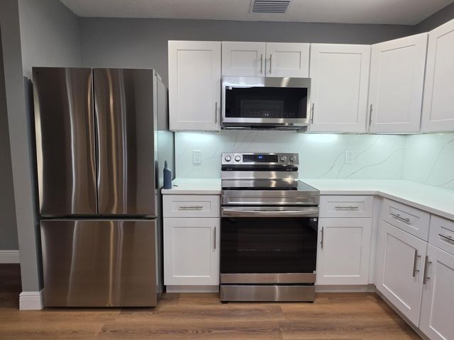 8092 Ambach Way, Hypoluxo, FL 33462