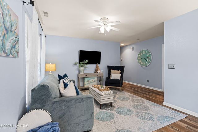 1631 Chadwick Shores Drive, Sneads Ferry, NC 28460
