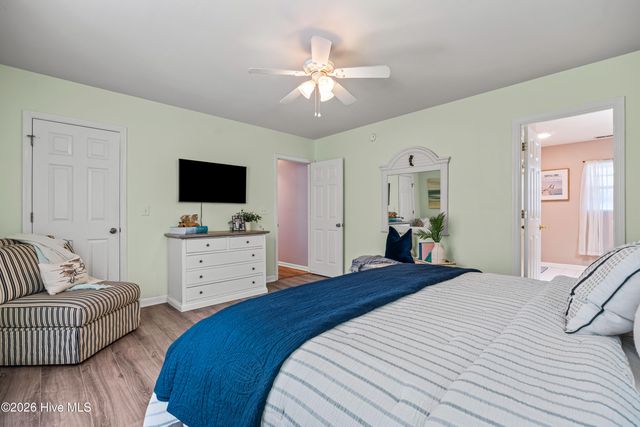 1631 Chadwick Shores Drive, Sneads Ferry, NC 28460