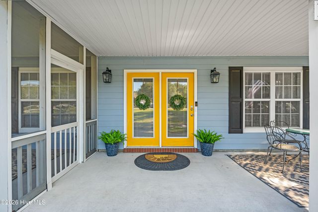 1631 Chadwick Shores Drive, Sneads Ferry, NC 28460