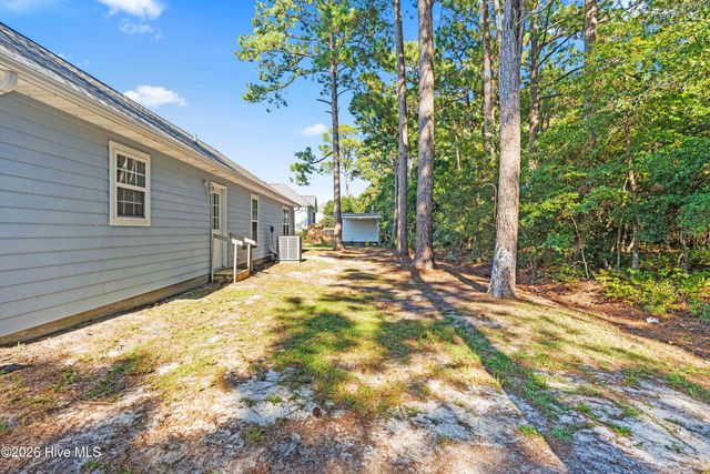 1631 Chadwick Shores Drive, Sneads Ferry, NC 28460