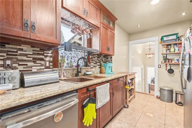 4240 E 15th, Long Beach, CA 90804