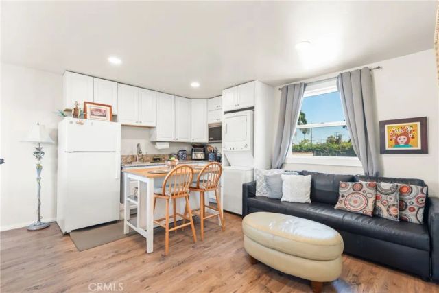 4240 E 15th, Long Beach, CA 90804